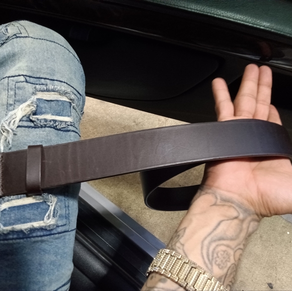 Gucci belt black and silver (real)💯 - Picture 6 of 9